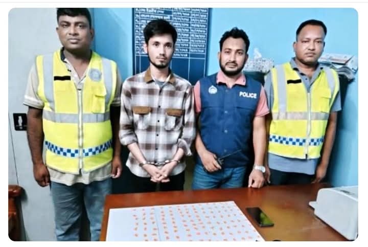 রূপসা আইচগাতি ক্যাম পুলিশের বিশেষ অভিযানে ৬০০ পিস ইয়াবাসহ এক মাদক কারবারি আটক