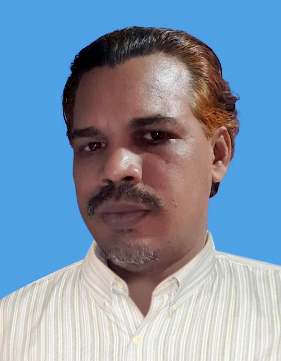 কবিতাঃ বুকে বল রেখে চল