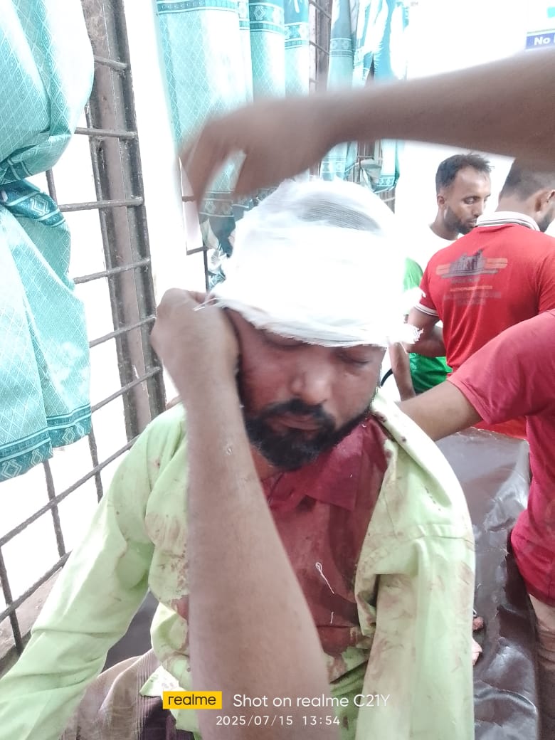 গোয়াইনঘাটে সালিশ বৈঠকে সন্ত্রাসী হামলা, গুরুতর আহত-১০