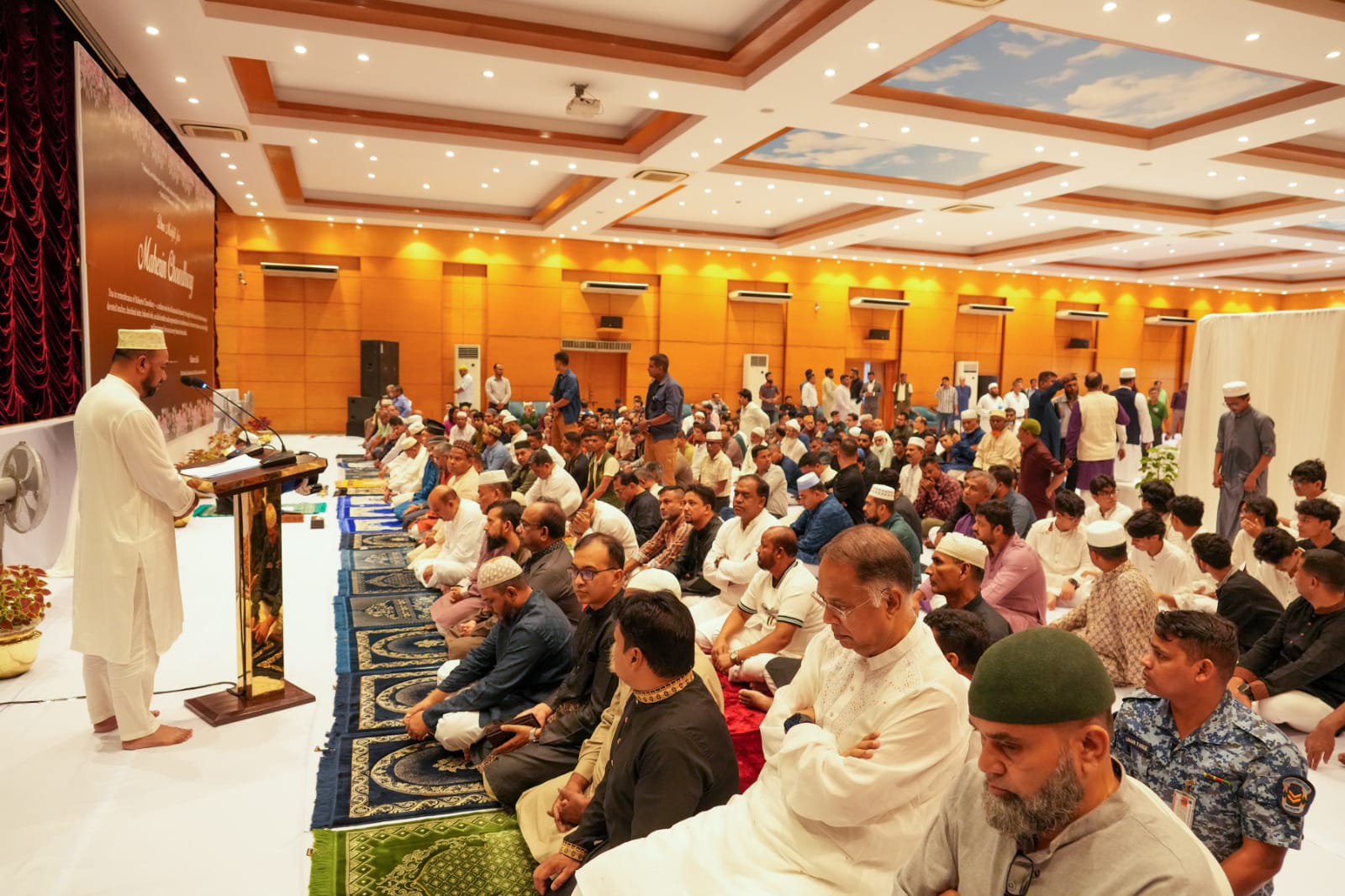 মাহেরিন চৌধুরীর আত্মার মাগফিরাত কামনায় দোয়া মাহফিল