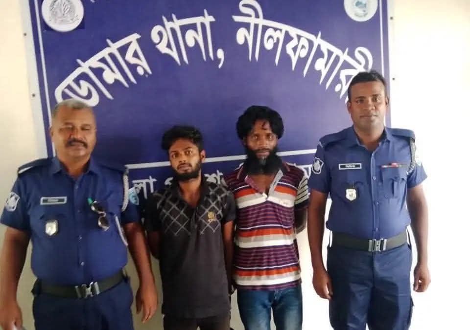 ডোমারে মাদক বিরোধী অভিযান : ৩০০ পিস ট্যাপেন্ডাডল ট্যাবলেটসহ দুই যুবক গ্রেফতার