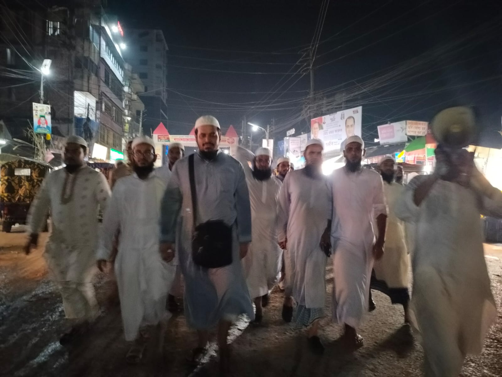 কিশোরগঞ্জে বেদাতী হামলার প্রতিবাদে খেলাফত মজলিসের বিক্ষোভ মিছিল অনুষ্ঠিত