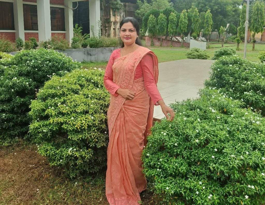 জাতীয় পর্যায়ে শ্রেষ্ঠ সহকারী শিক্ষক নির্বাচিত ঠাকুরগাঁওয়ের মালেকা মোকাররমা মলি