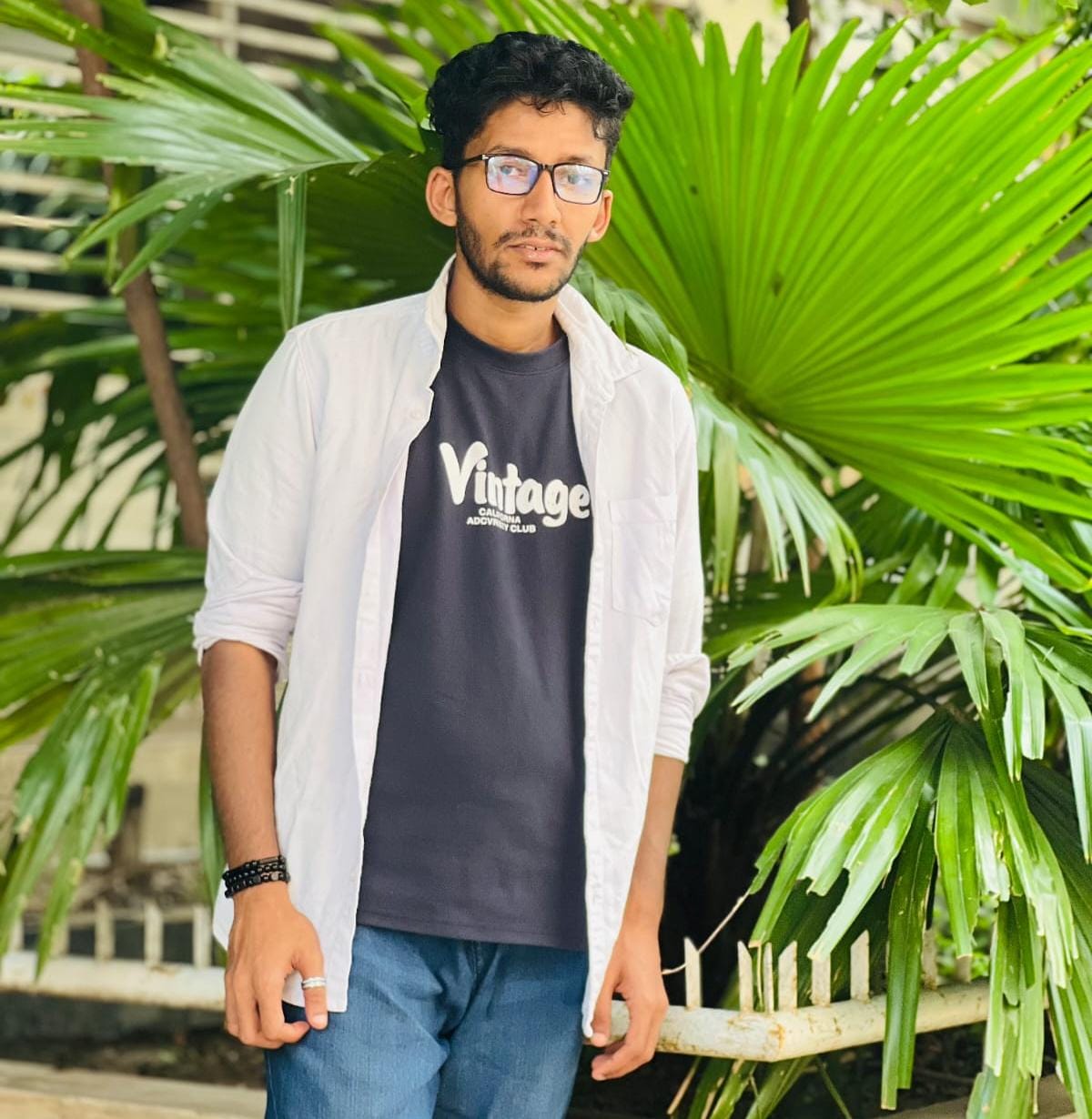 তুমি দেবে কি ভালোবাসা নাকি পোড়া ক্ষত?