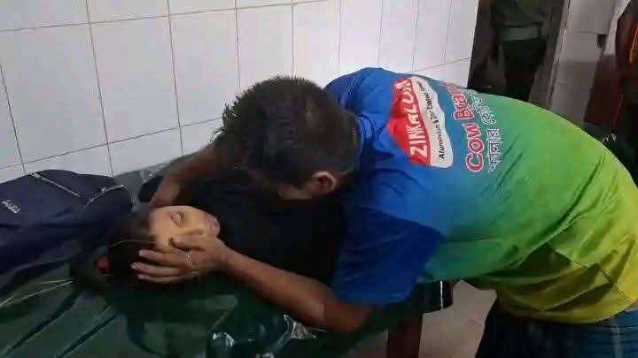 পূর্বধলায় অটোরিকশার ধাক্কায় শিশুর করুণ মৃত্যু
