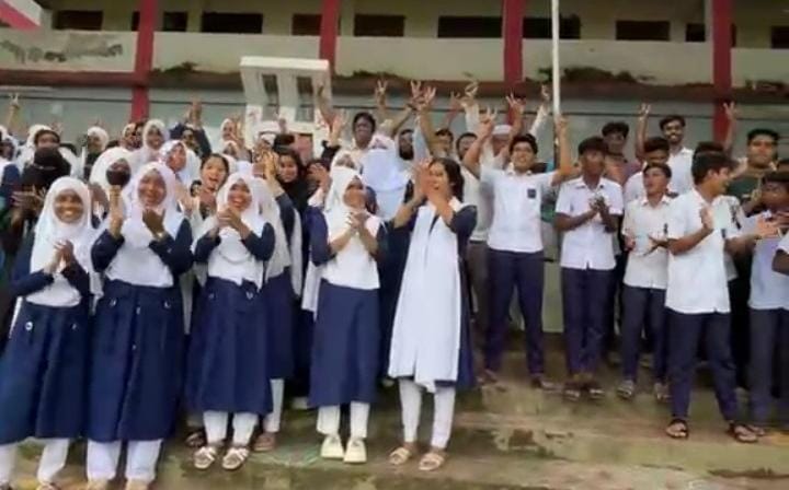 শান্তিপুর উচ্চ বিদ্যালয়ে ৮৩ শিক্ষার্থীর মধ্যে ৮১ জন কৃতকার্য উপজেলায় আবারো ফলাফলে ১ম