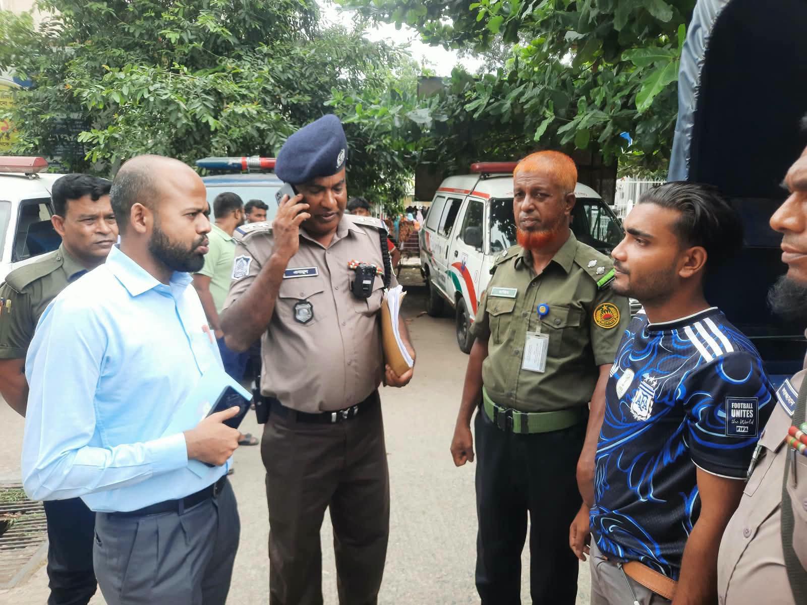শেরপুরে মোবাইল কোর্টের অভিযানে, দালাল আটক, ৩১৩ কেজি পলিথিন জব্দ