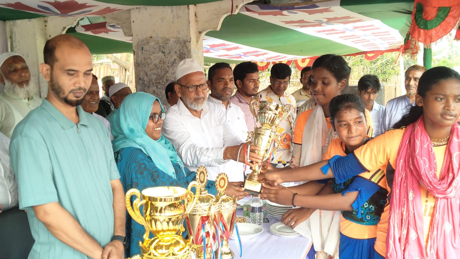 নিয়ামতপুরে গ্রীষ্মকালীন ক্রীড়া প্রতিযোগিতা অনুষ্ঠিত