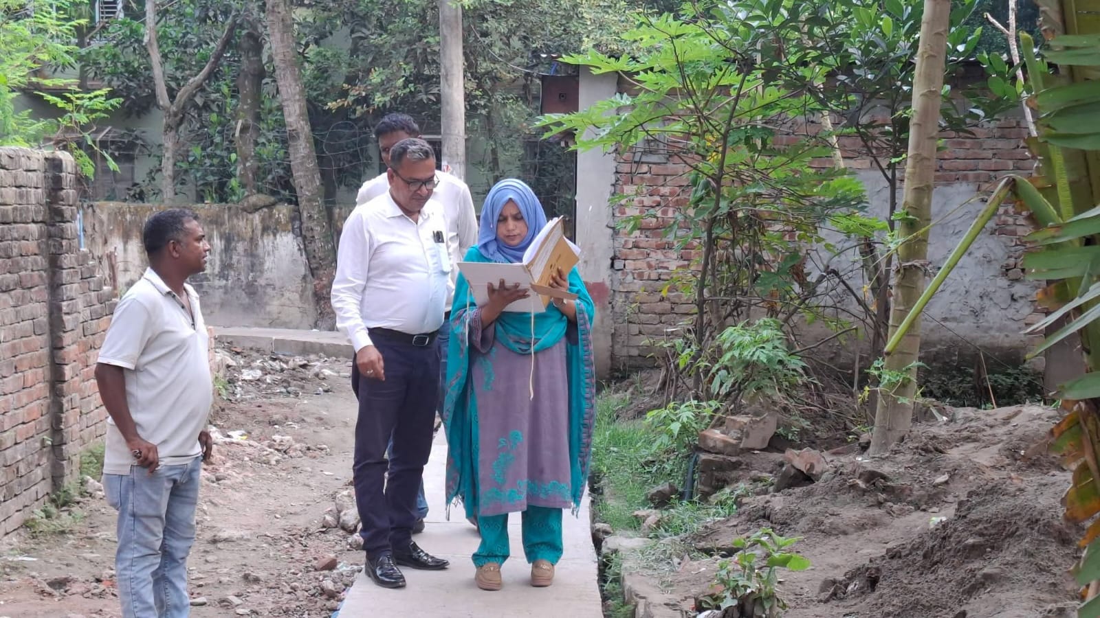 নরসিংদী সদর উপজেলায় চলমান উন্নয়ন প্রকল্প পরিদর্শনে ইউএনও আসমা জাহান
