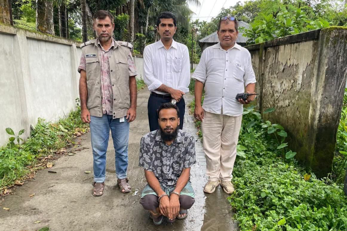 পুঠিয়ায় অনলাইন জুয়ায় আসক্ত ব্যক্তিকে ২ মাসের কারাদণ্ড