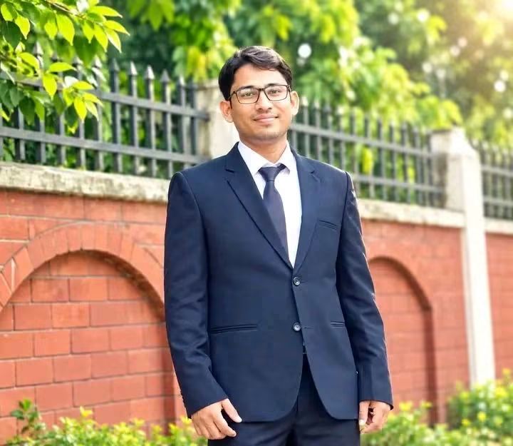কৃষকের ছেলে নাসিম এখন সিভিল জজ, আনন্দে ভাসছে তার পুরো গ্রাম