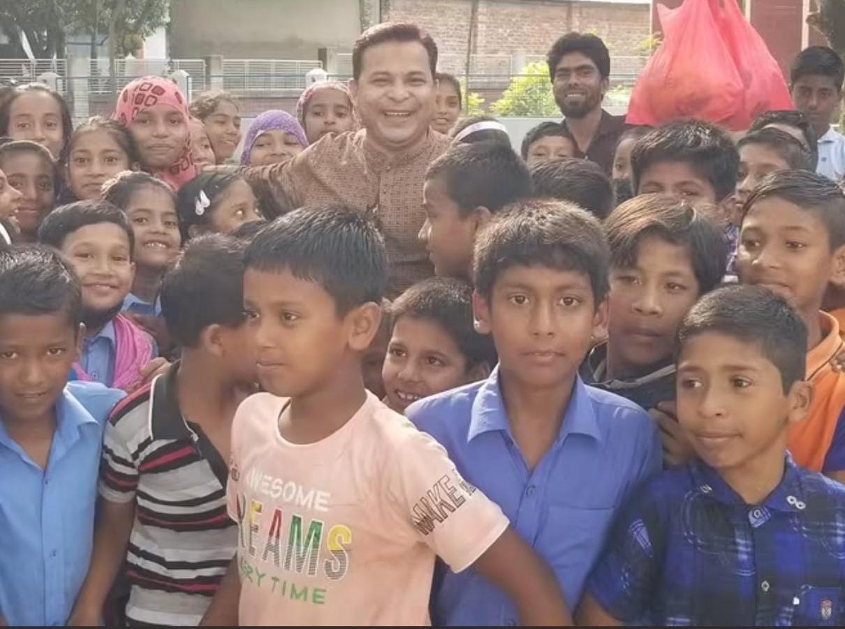 অতীতের স্থবিরতা পেরিয়ে জাবরহাটে দৃশ্যমান উন্নয়ন: সফল চেয়ারম্যান জিয়ার বিকল্প দেখছেন না জনগণ