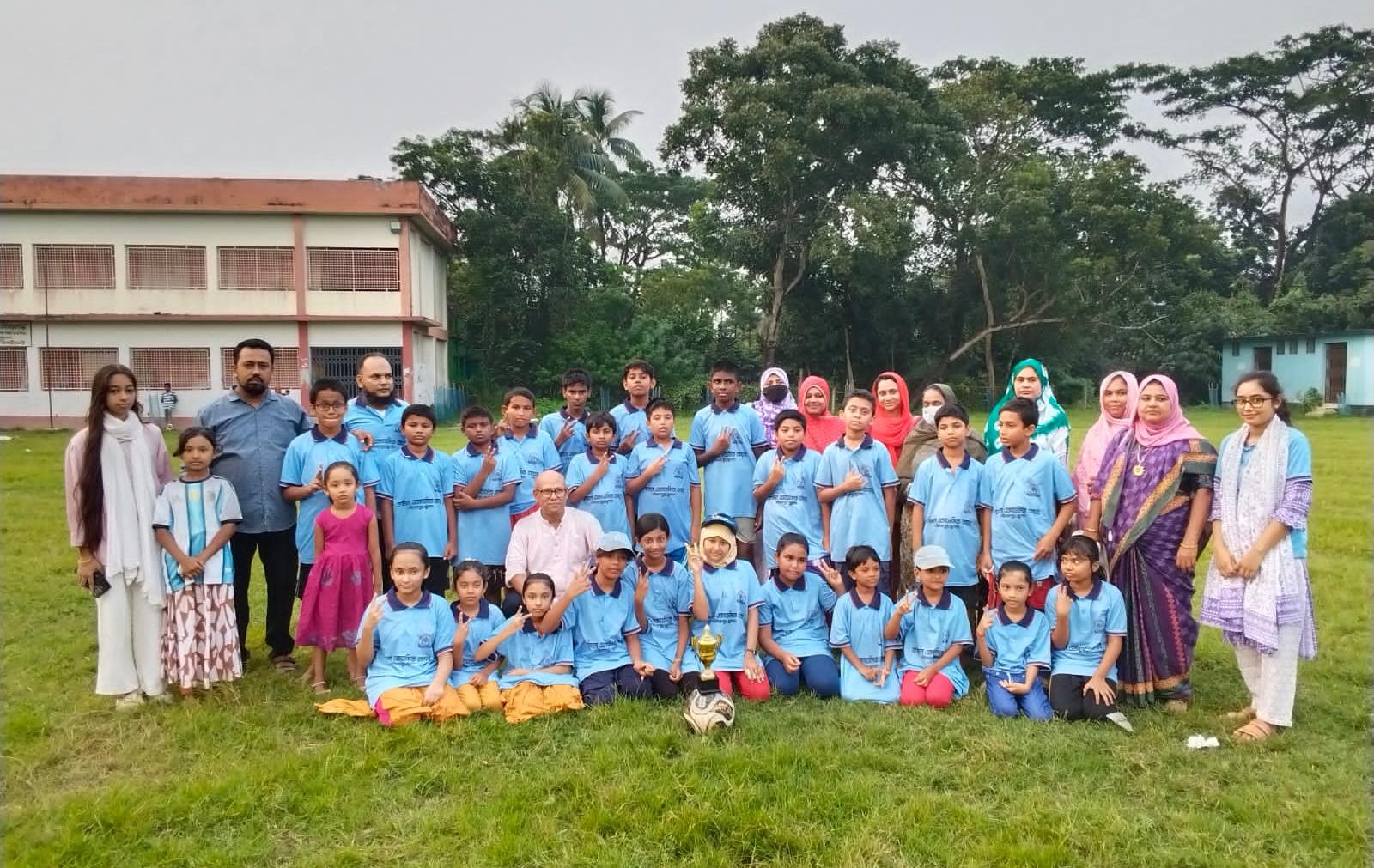 বর্ণমালা একাডেমিক কেয়ারের প্রীতি ফুটবল টুর্নামেন্ট অনুষ্ঠিত