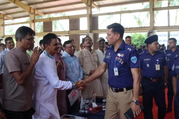 চট্রগ্রামে শারদীয় দুর্গাপূজা উদযাপন উপলক্ষে পূজা কমিটির নেতৃবৃন্দের সাথে মতবিনিময় সভা অনুষ্ঠিত