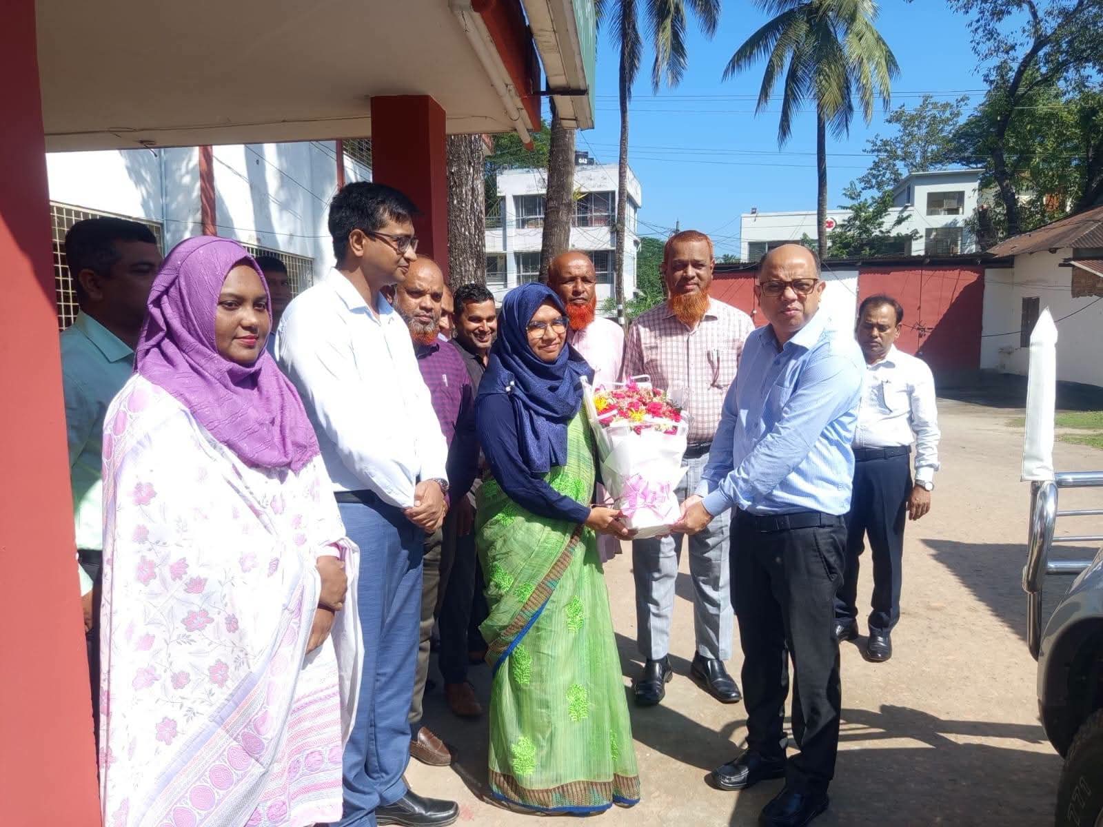 বারহাট্টায় দিনব্যাপী বিভিন্ন দপ্তর পরিদর্শন করলেন নেত্রকোণার জেলা প্রশাসক