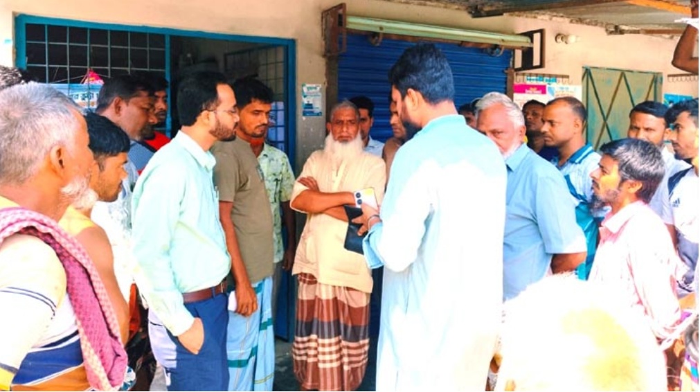 চাঁপাইনবাবগঞ্জে অবৈধ ও অতিরিক্ত দামে সার বিক্রি, দুই ব্যবসায়ীকে জরিমানা