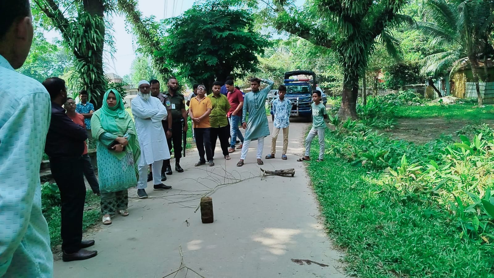 নেত্রকোণার মোহনগঞ্জে দুর্বৃত্তের গুলিতে যুবক আহত