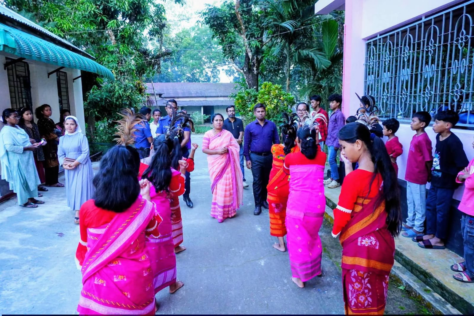 বারোমারী মিশনে ফাতেমা রাণীর তীর্থোৎসবের প্রস্তুতি পরিদর্শন করলেন জেলা প্রশাসক